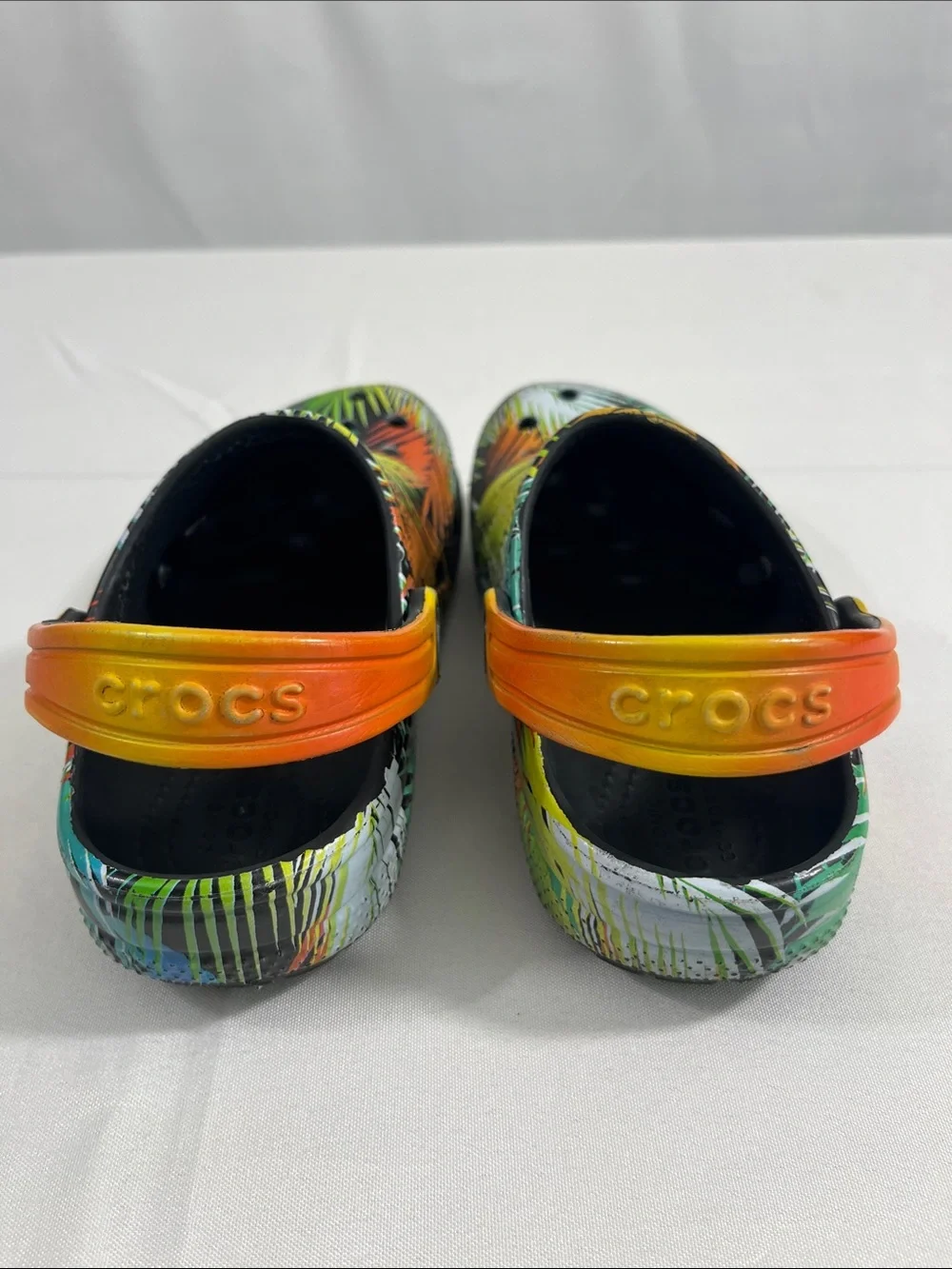 CROCS Classic Pool Party Clog Shoes Kids Size 12 Tropical Multicolor Unisex